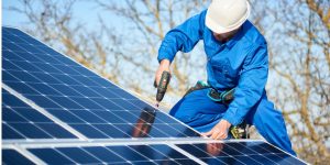 Installation Maintenance Panneaux Solaires Photovoltaïques à Montignargues
